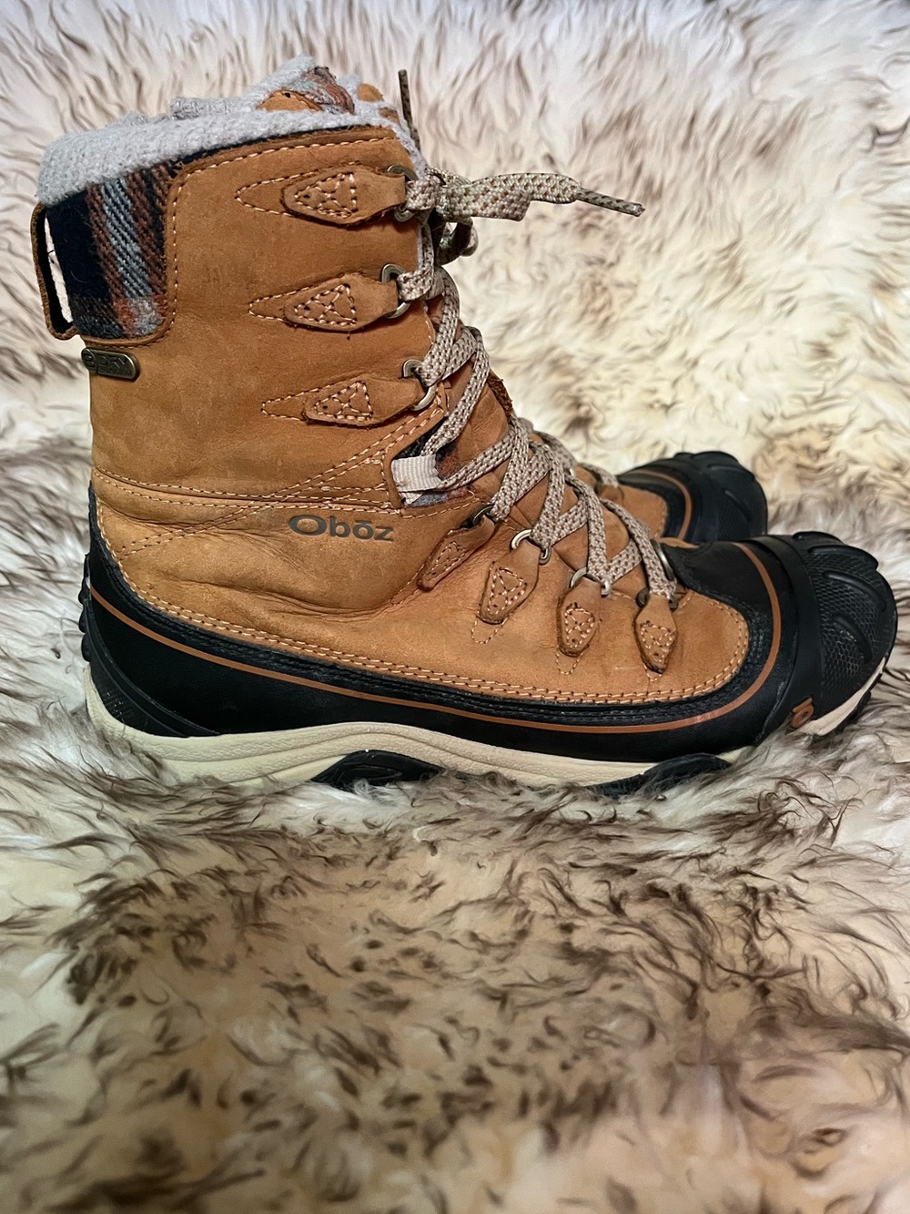 Oboz Sapphire 8” Insulated Waterproof Boots Women’s 7.5 Tan/Chestnut